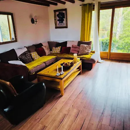 Beautiful 8 Minutes From Center Parcs Mandres