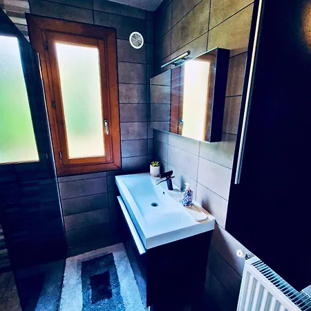 Beautiful 8 Minutes From Center Parcs *